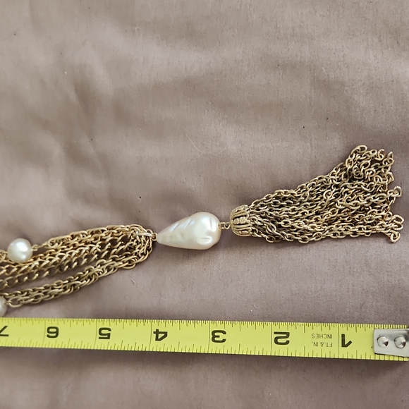 Pearl with tassel necklace - Picture 3 of 3